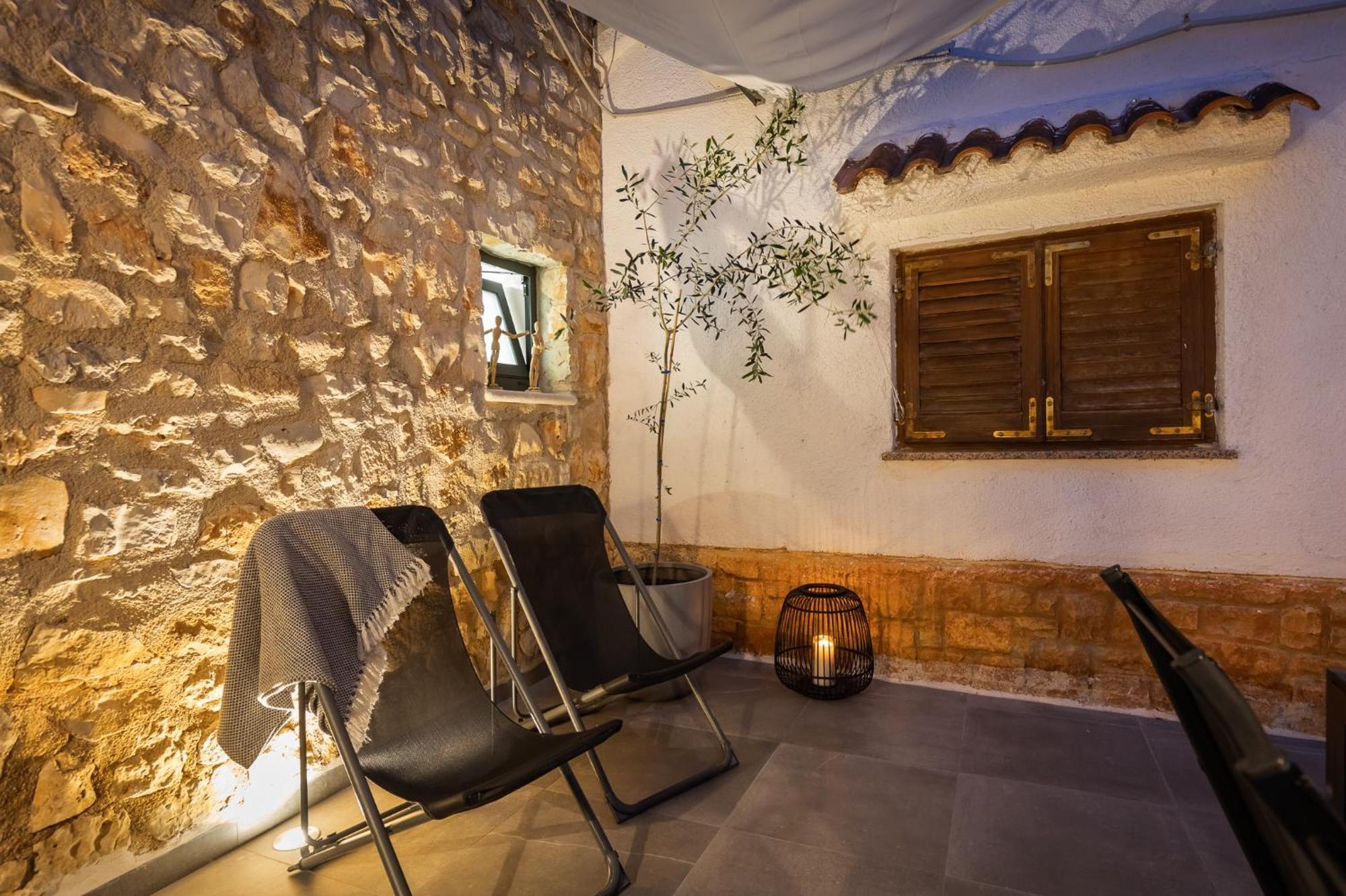 Grota Premium Apartment & Room Porec Bagian luar foto