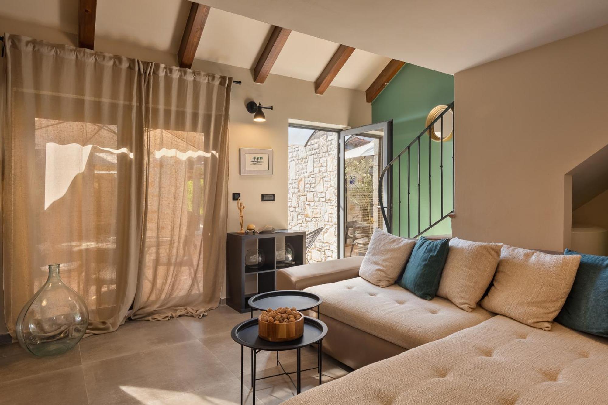 Grota Premium Apartment & Room Porec Bagian luar foto