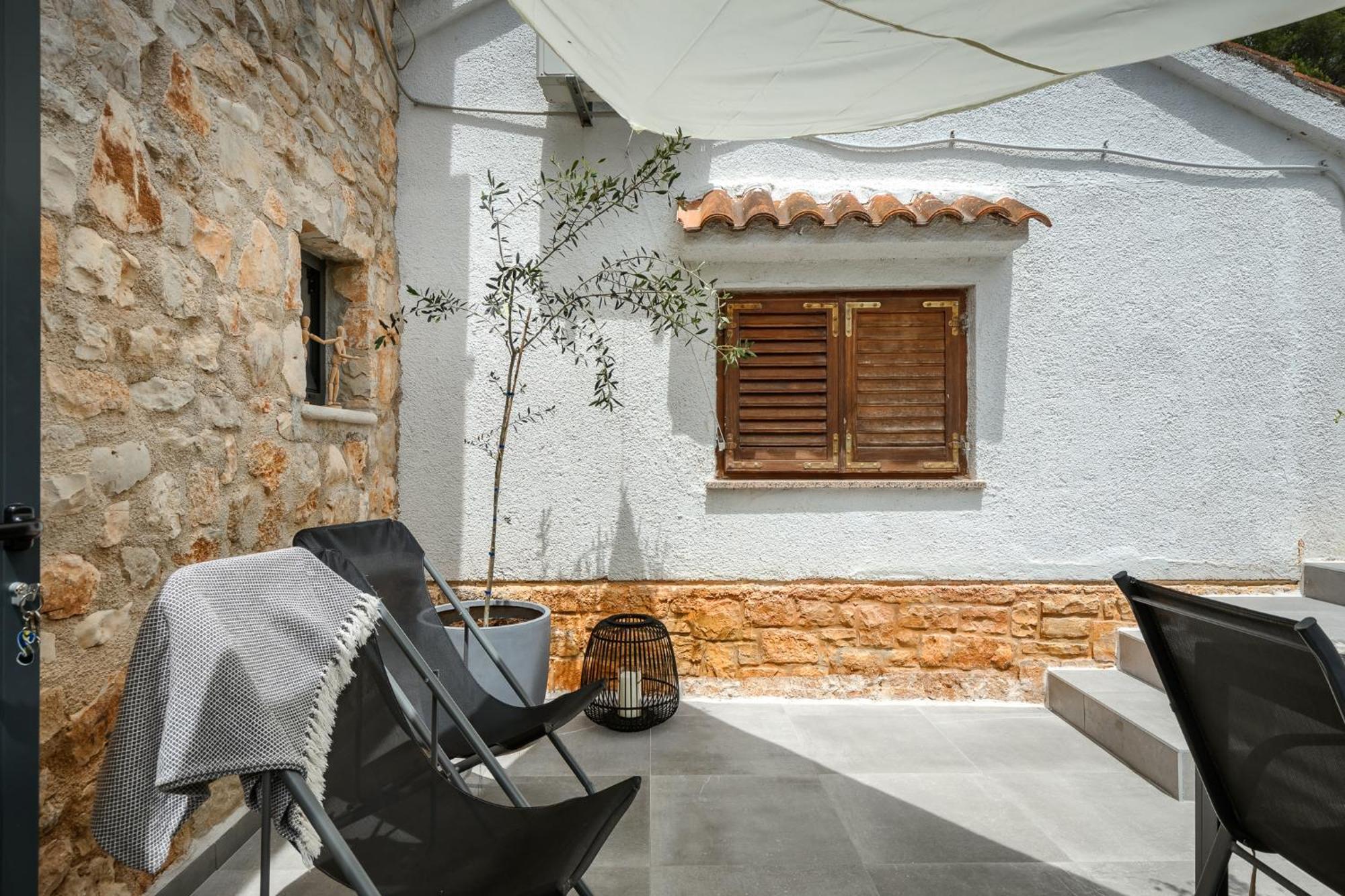 Grota Premium Apartment & Room Porec Bagian luar foto